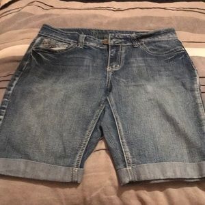 ND Weekend Shorts